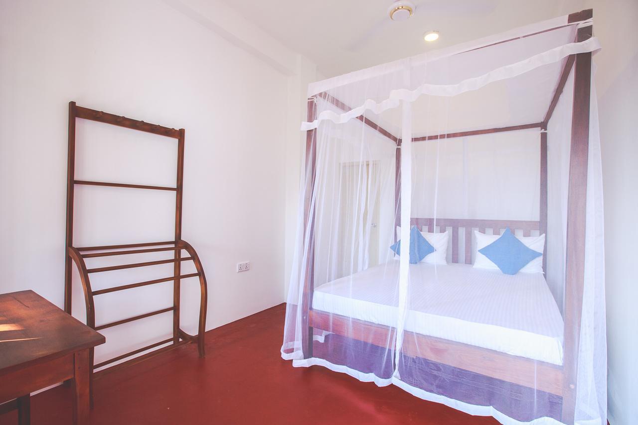 Hotel Lay Back @ Lazies Midigama East Exterior foto