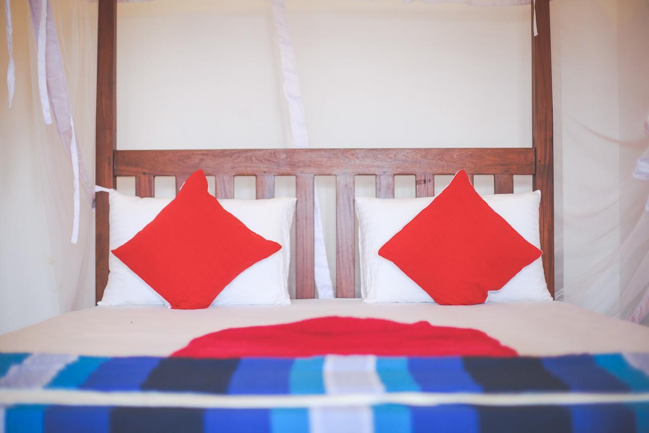 Hotel Lay Back @ Lazies Midigama East Exterior foto